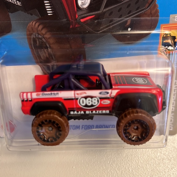 HOT WHEELS CUSTOM FORD BRONCO - Picture 2 of 3